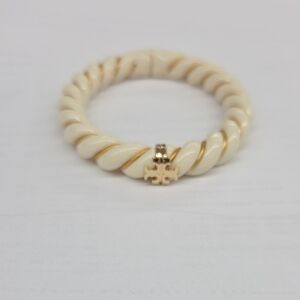 Elegant Cream and Gold Women's Ring